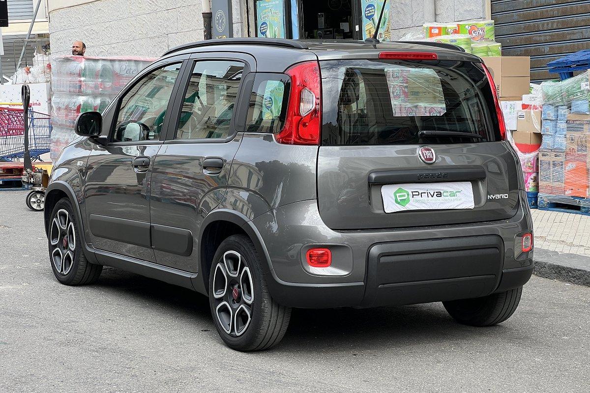 FIAT Panda 1.0 FireFly S&S Hybrid City Cross
