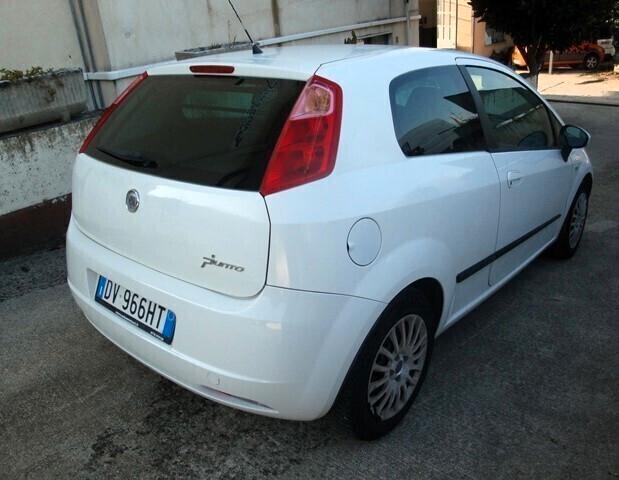 Fiat Grande Punto Grande Punto 1.3MJT 90 3p.Dynam. Van 4pt