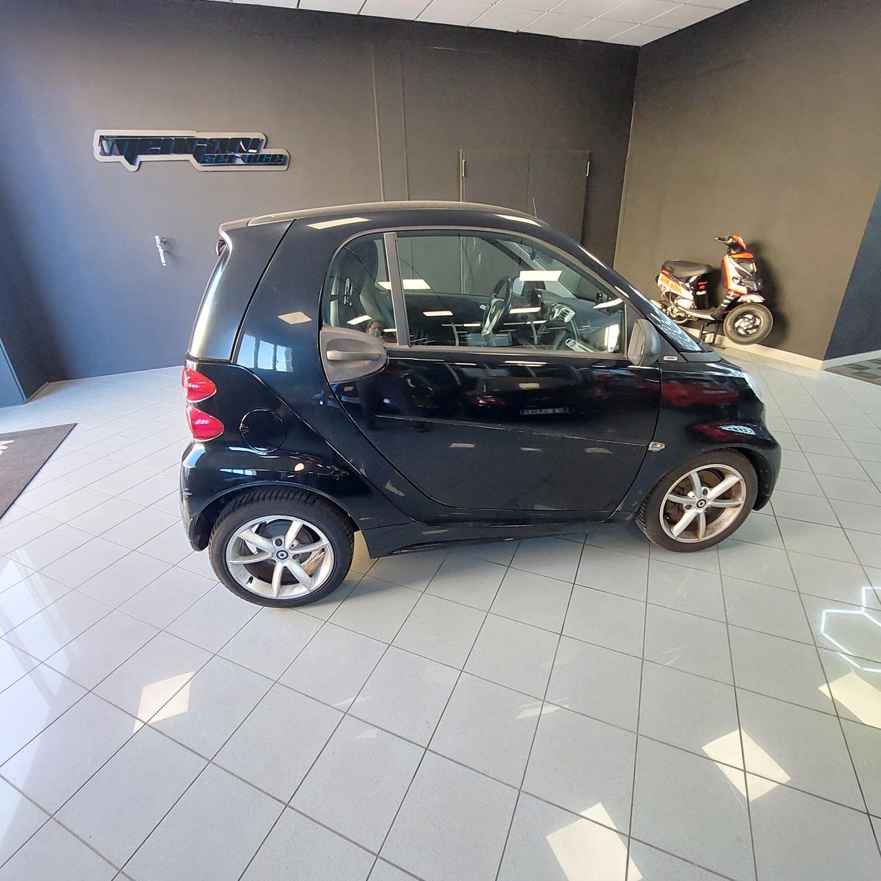 Smart ForTwo 1000 52 kW coupé pure