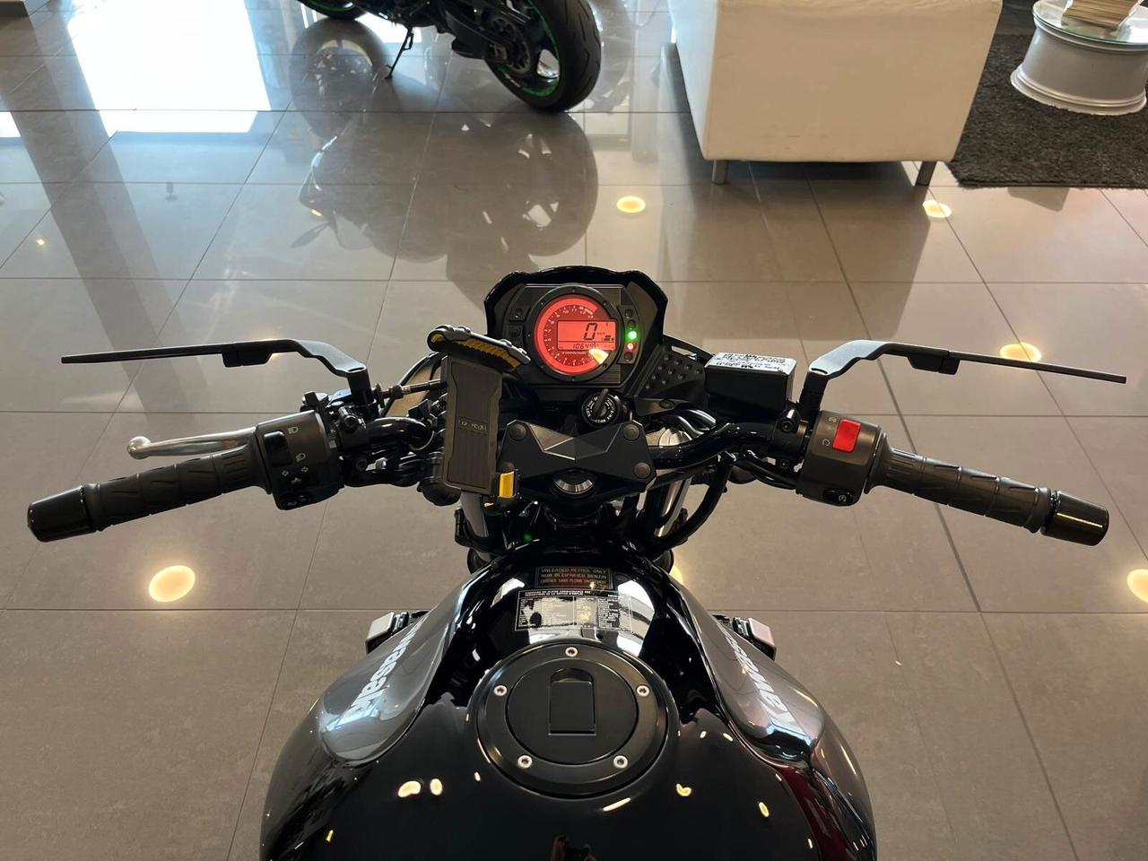 Kawasaki ZR 750
