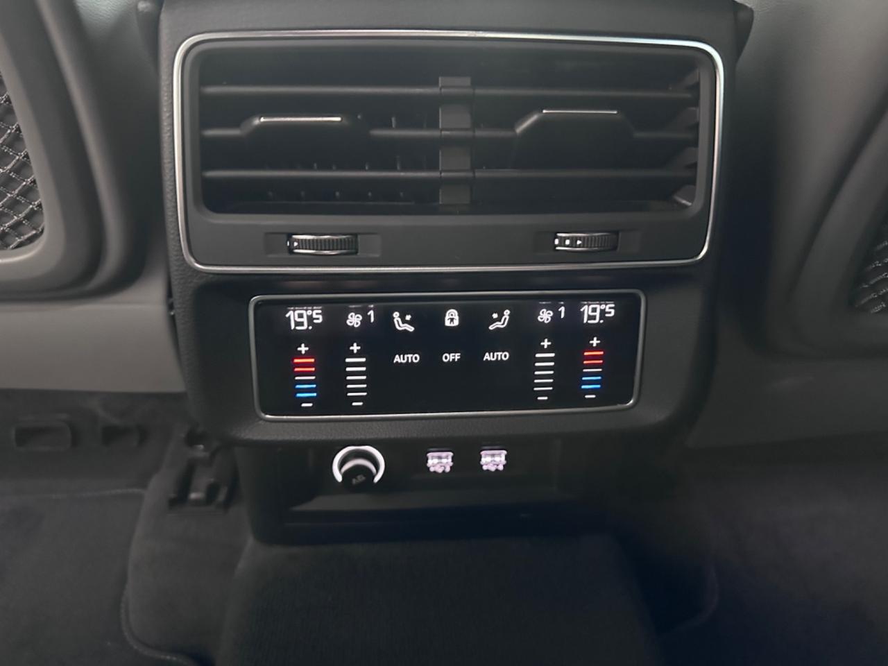 Audi Q8 50 TDI 286 CV quattro tiptronic Sport