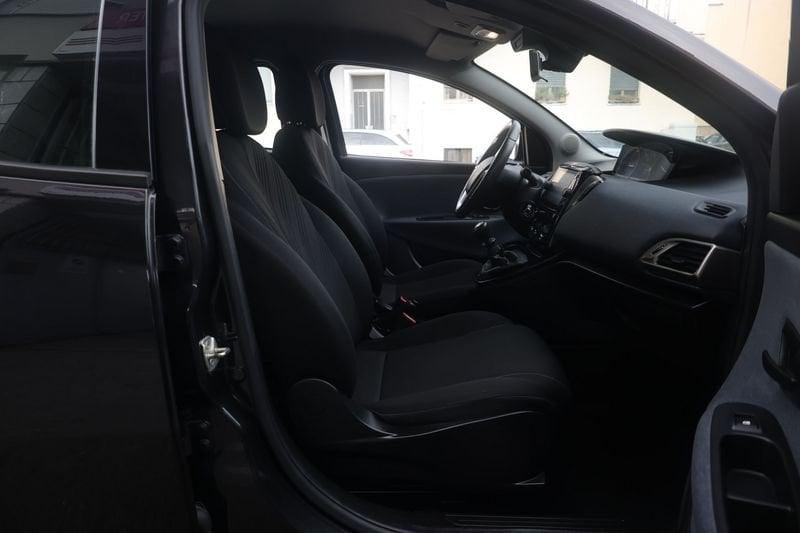 Lancia Ypsilon Lancia Ypsilon 1.0 firefly hybrid Alberta Ferretti s&s 70cv 54KW ANNO 2023