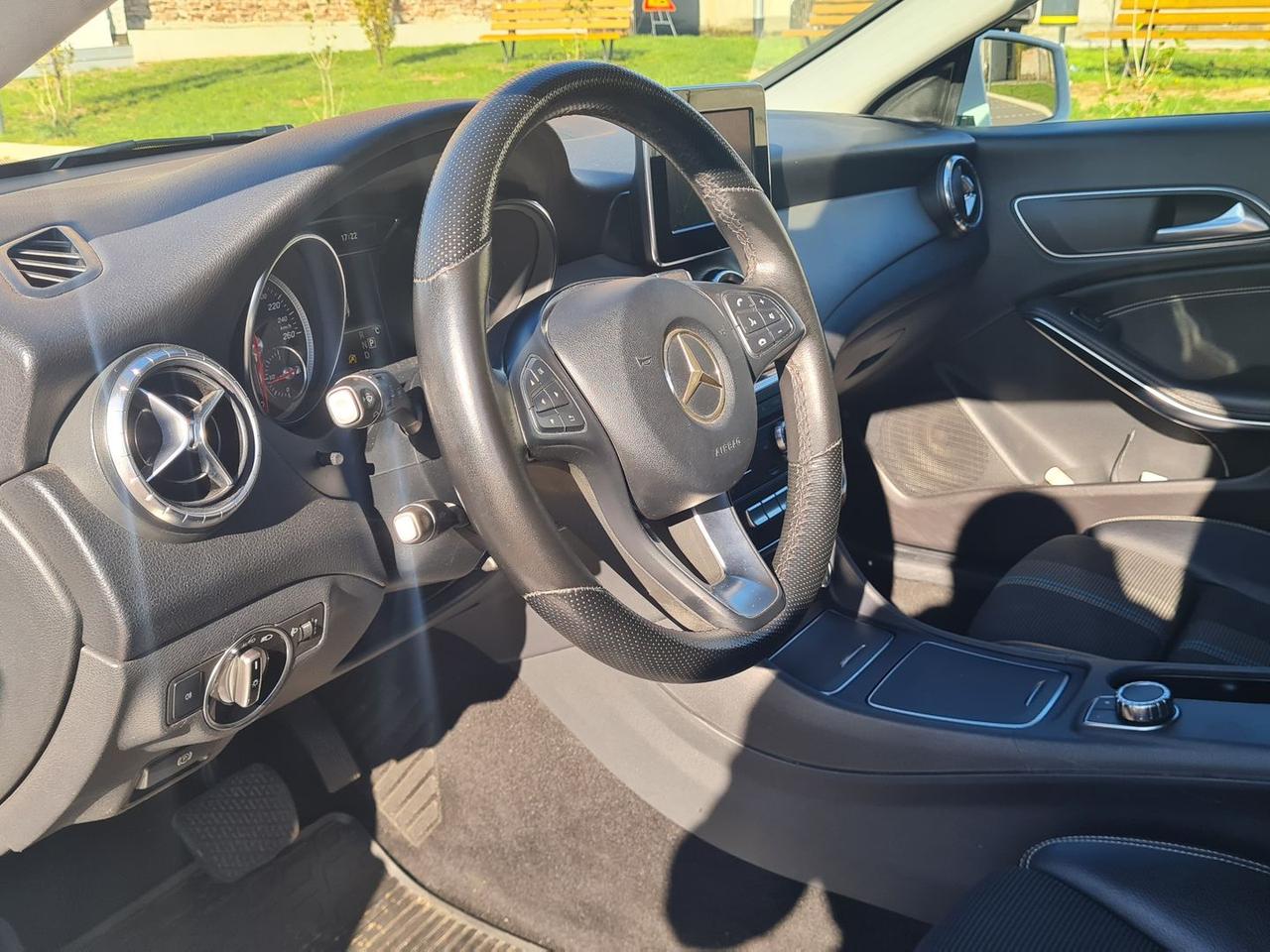 Mercedes-Benz CLA 180 D SPORT #6672