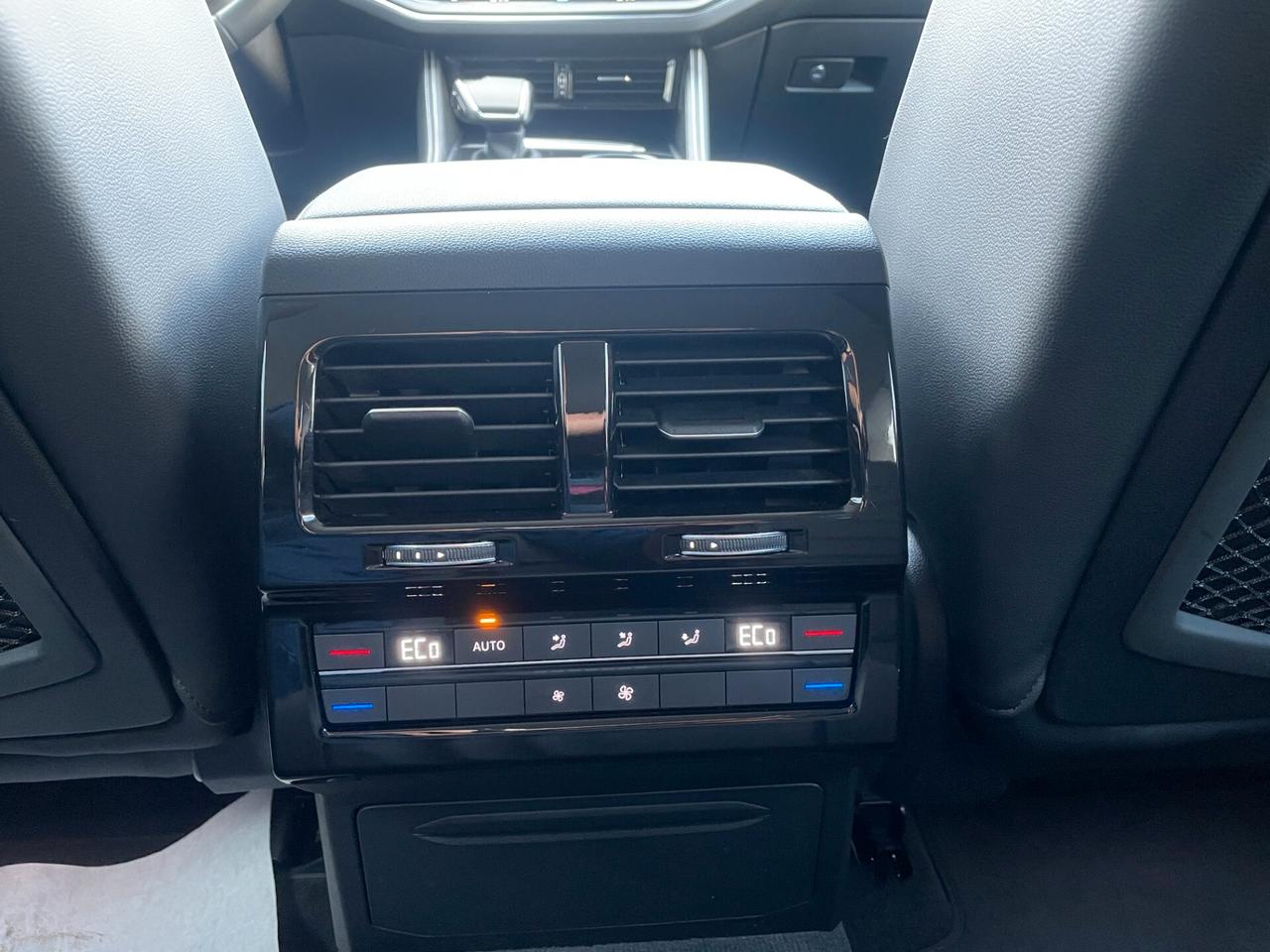 Volkswagen Touareg 3.0 V6 TDI SCR Elegance