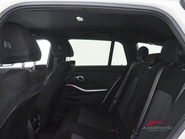 BMW 320 Serie 3 d mhev 48V MSport Pro auto Xdrive