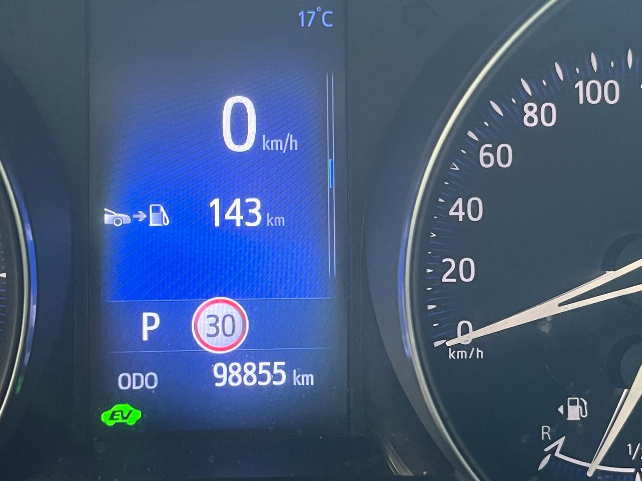 TOYOTA C-HR 1.8 HYBRID E-CVT LOUNGE - UNICO PROPRIETARIO - ANCHE PER NEOPATENTATI - PREZZO NON VINCOLATO A FINZANZIAMENTO