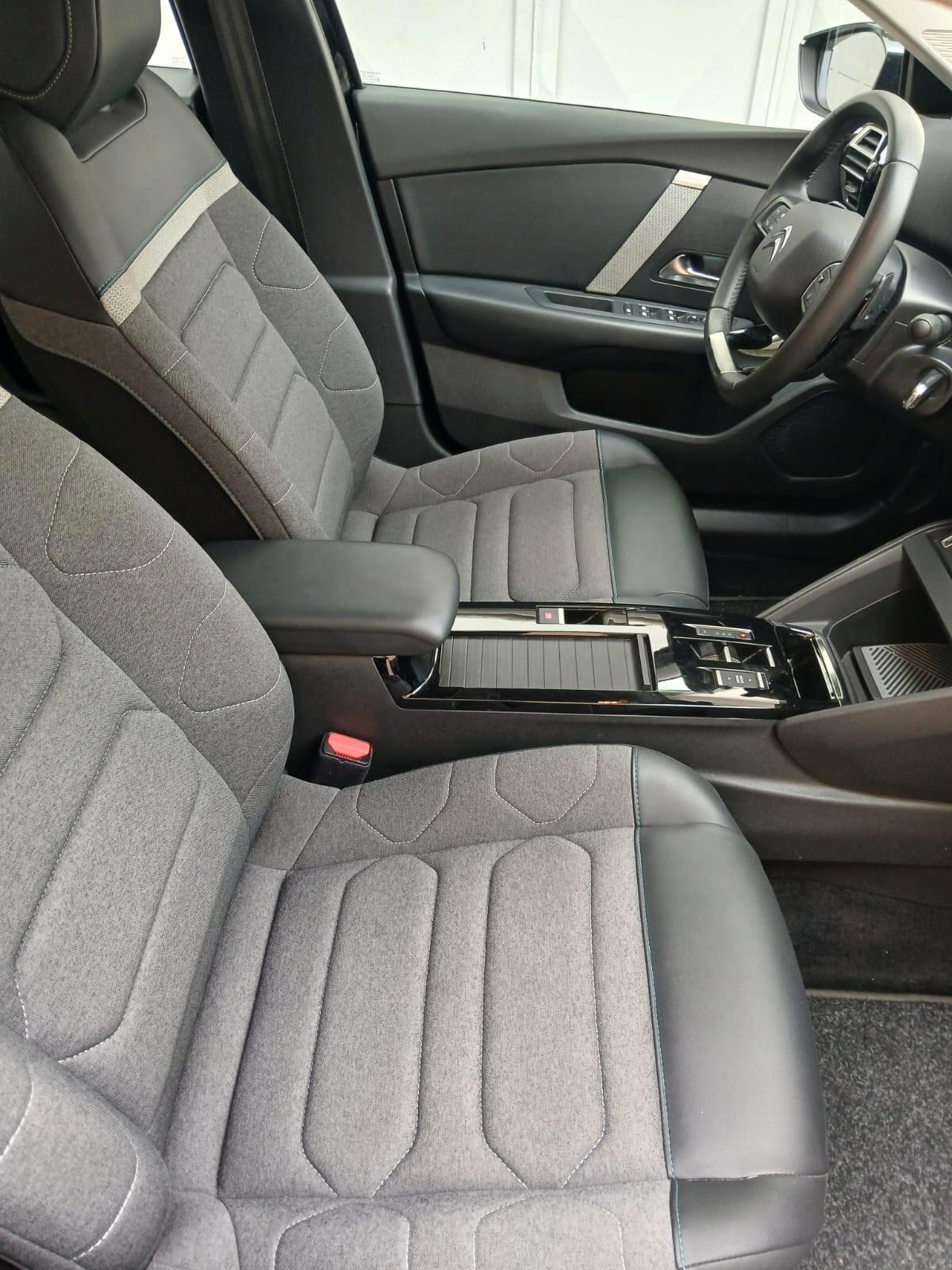 Citroen C4 BlueHDi 130 S&S EAT8 Feel Pack