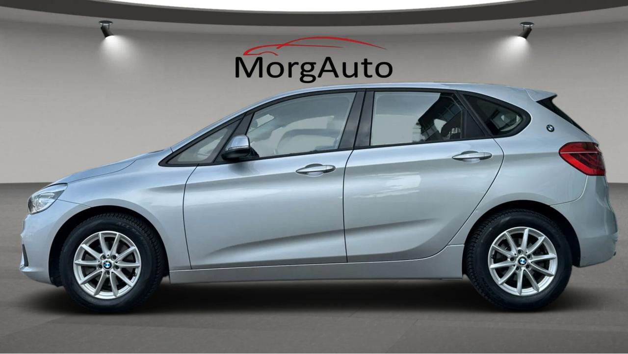 BMW 218d Active Tourer 2.0d 150cv Euro6b, Fari LED