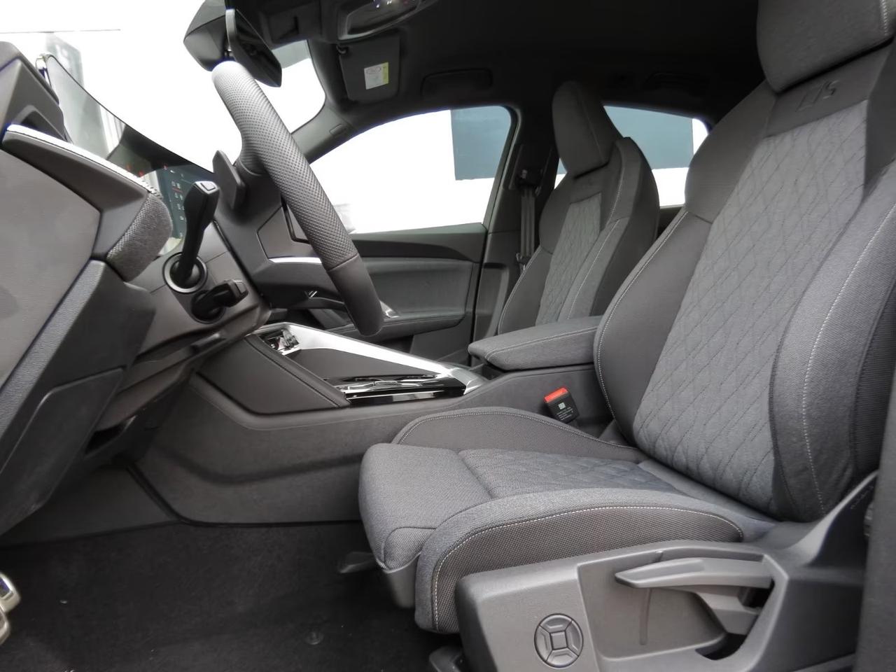 Audi Q5 2.0 tdi S line possibilità noleggio no scoring