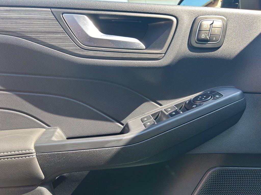 FORD Kuga 2.5 full hybrid Active X 2wd 180cv auto del 2024