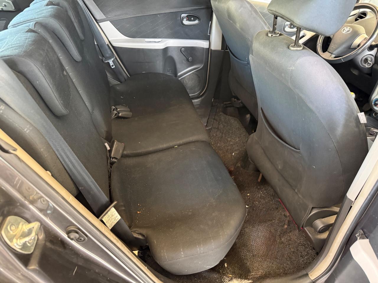 Toyota Yaris 1.3 5 porte Navi