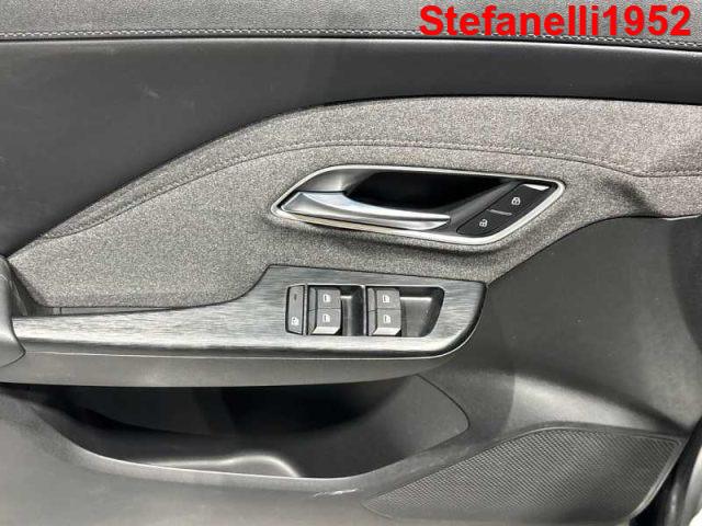 MG ZS NEW 1.5L MT Standard Benzina - Cosmic Silver - Te