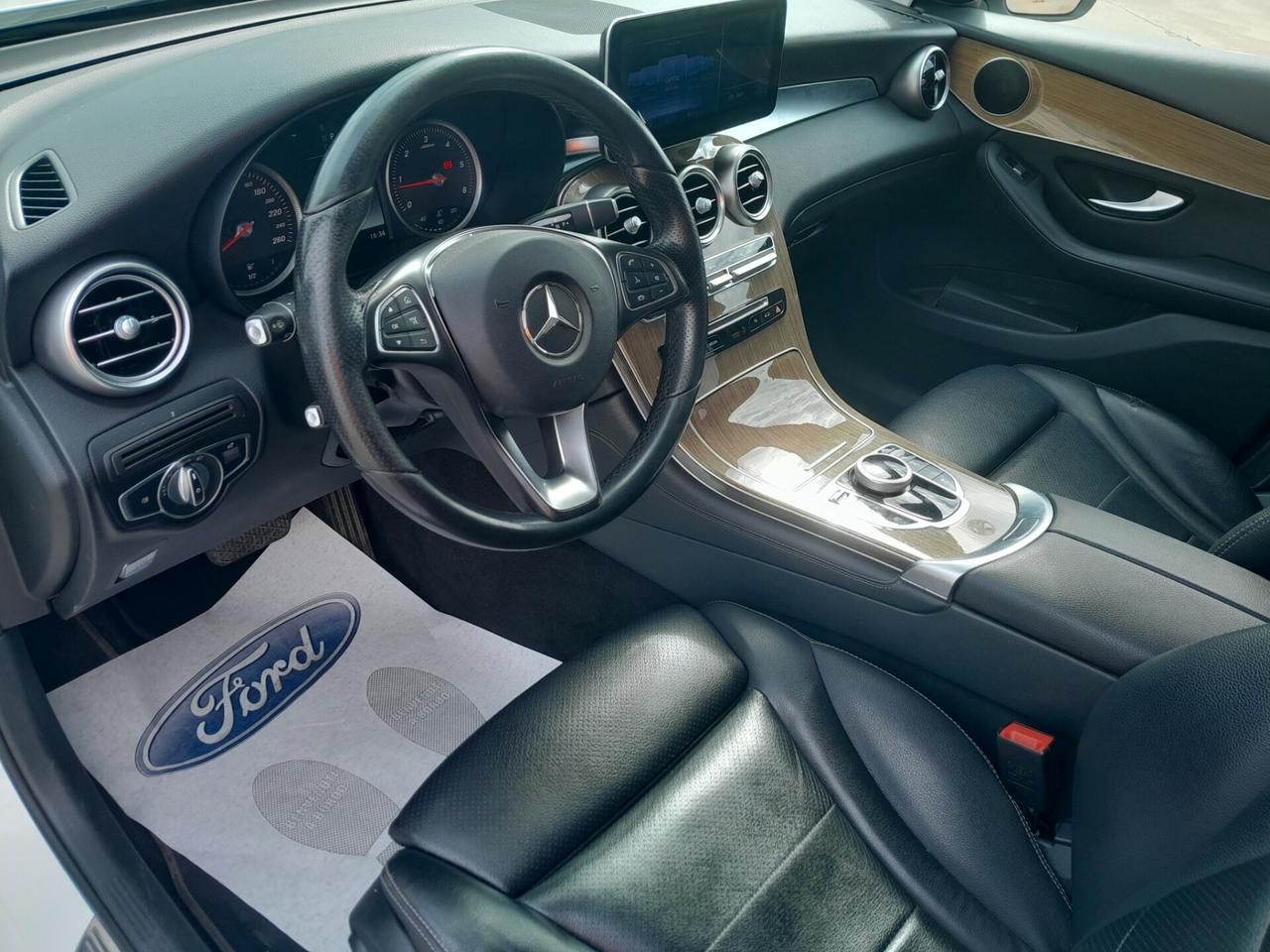 MERCEDES-BENZ GLC 220 D 4MATIC PREMIUM