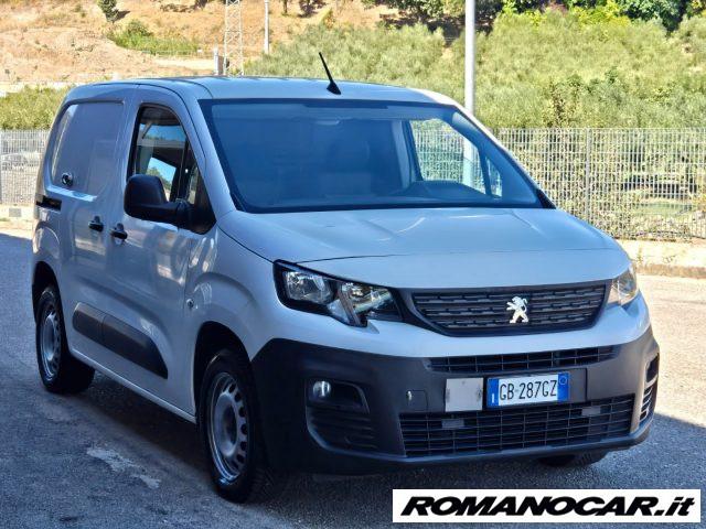 PEUGEOT Partner BHDi 130 PC Premium Riv. Inox