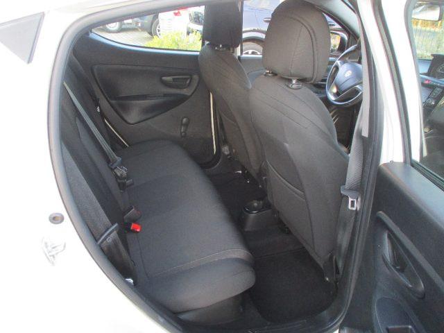 LANCIA Ypsilon 1.2 69 CV 5 porte GPL Ecochic Gold