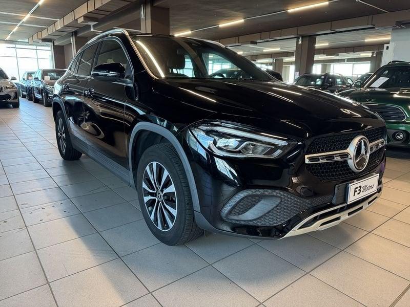 Mercedes-Benz GLA GLA 180 d Automatic Sport