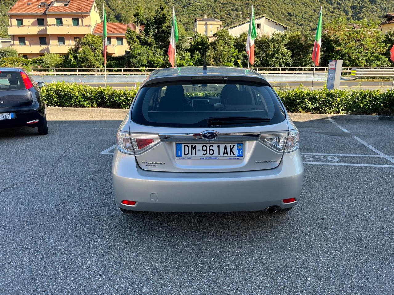 Subaru Impreza 1.5R 4x4