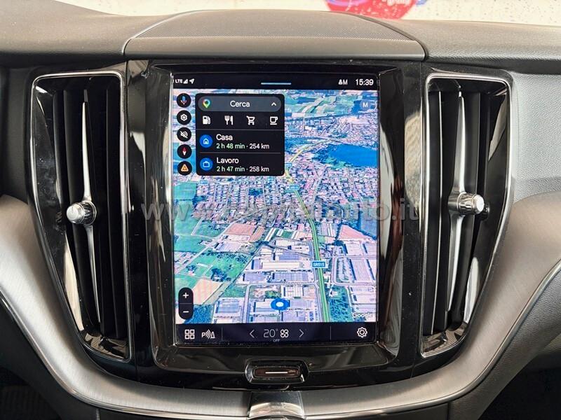Volvo XC60 20 B4 AWD Geartronic NETTO 13500 MOTORE???