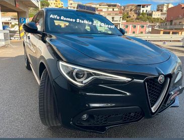Alfa Romeo Stelvio 2.2 Turbodiesel 160 CV AT8 RWD Business