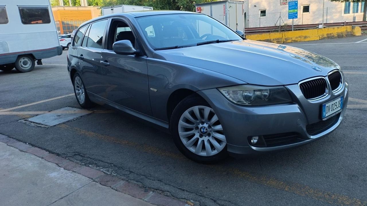 Bmw 320 320d cat Touring Attiva