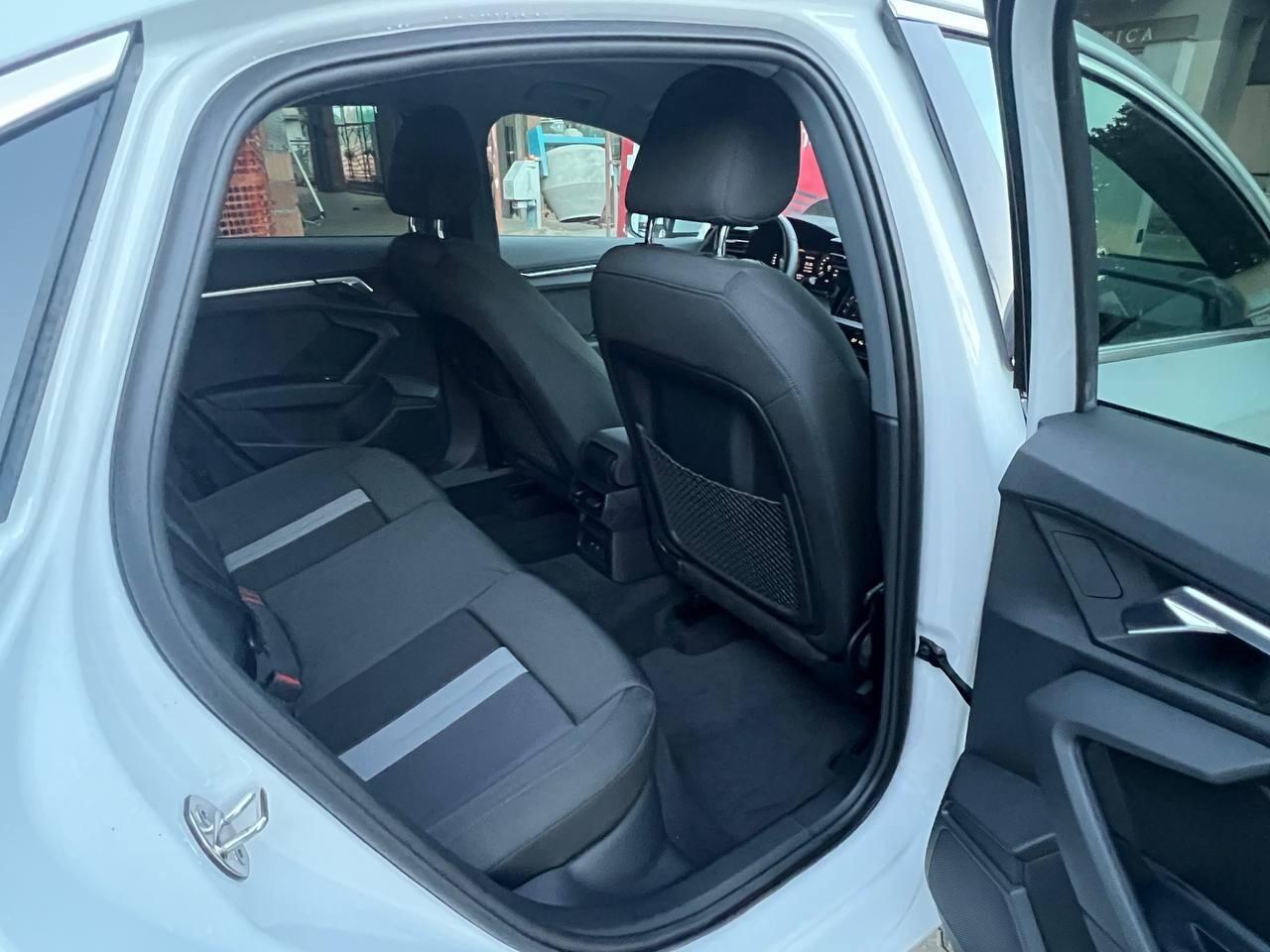 A3 Sedan Sedan 35 2.0 tdi Edition One s-tronic