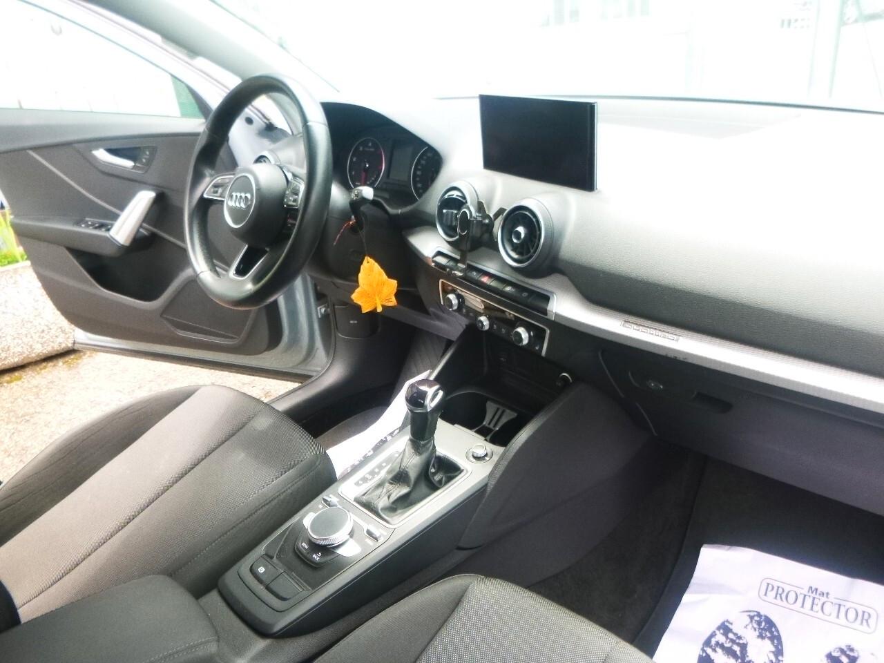 Audi Q2 35 TDI quattro S tronic Identity Black