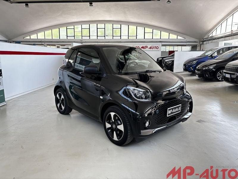 smart fortwo EQ tua a 247,00 euro al mese