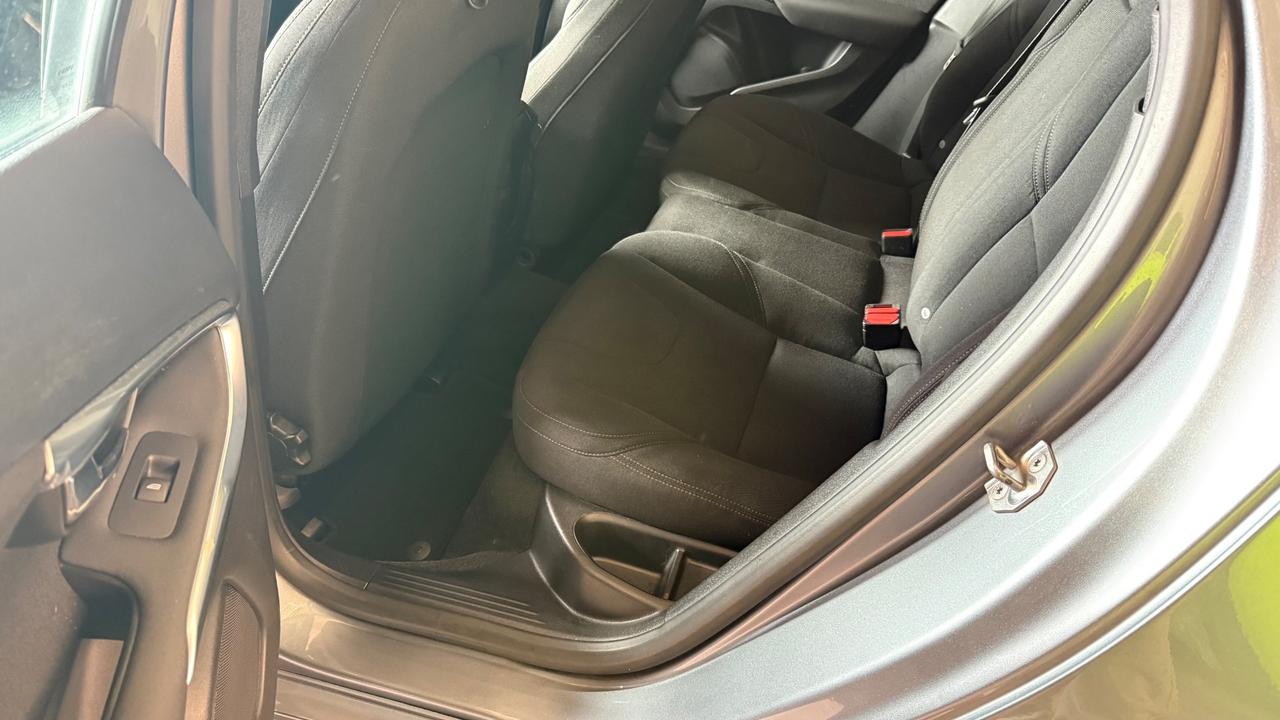 Volvo V40 D2 Business