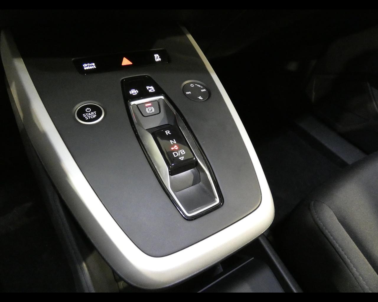 AUDI Q4 e-tron - Q4 40 e-tron Business