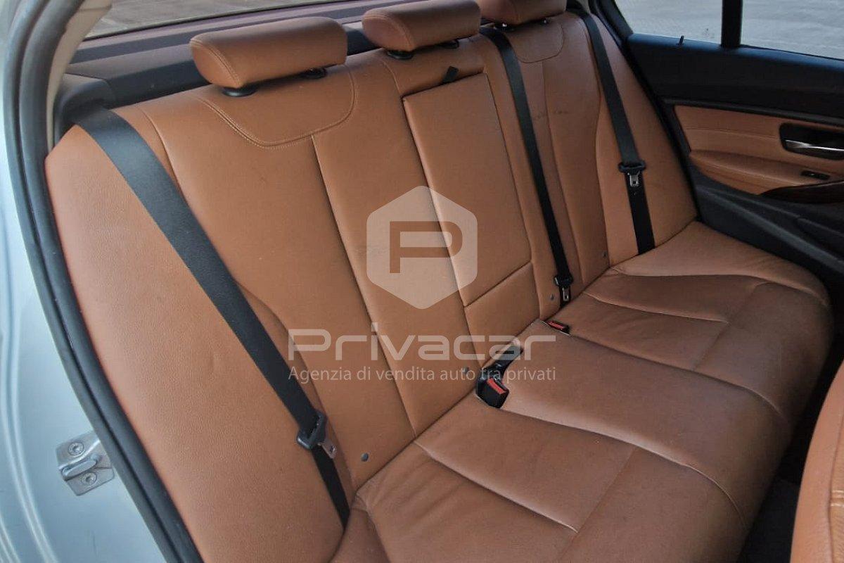 BMW 328i xDrive Luxury