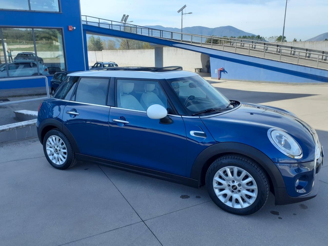 Mini Cooper D 1.5d 115cv 5 porte anno 2015