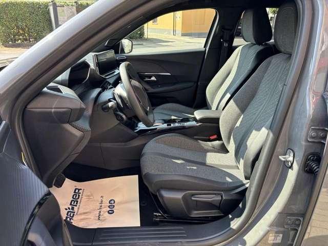 Peugeot 2008 PureTech 130 S&S EAT8 Allure LED-CAM-APP CONNECT