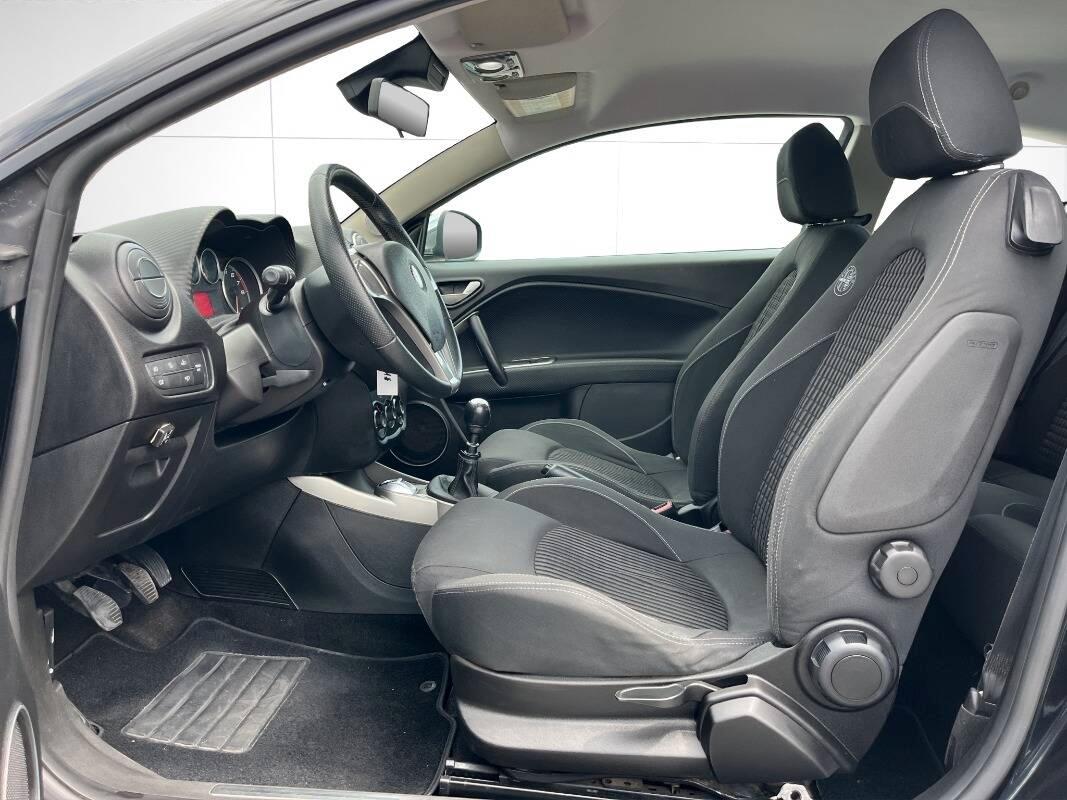 Alfa Romeo MiTo 1.4 m.air Distinctive 105cv - GPL