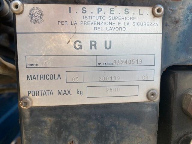 MERCEDES 616 CDI CON GRU