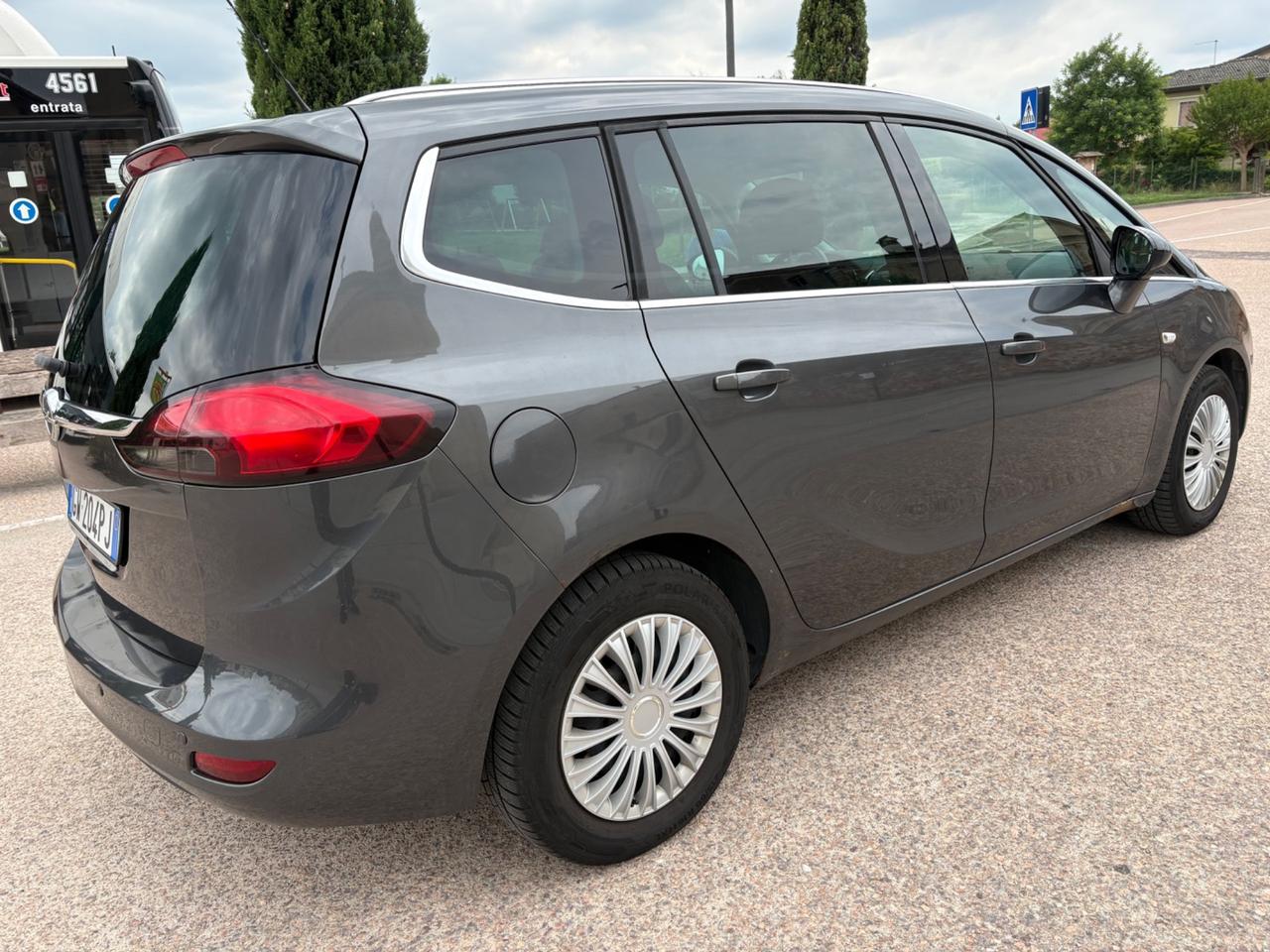 Opel Zafira 2.0 CDTi 130CV 7 posti pronta uso