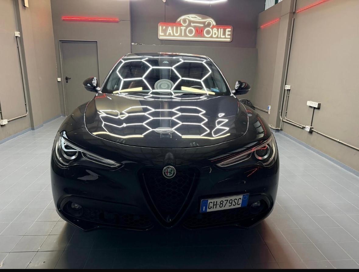 Alfa Romeo Stelvio 2.2 Turbodiesel 210 CV AT8 Q4 Veloce