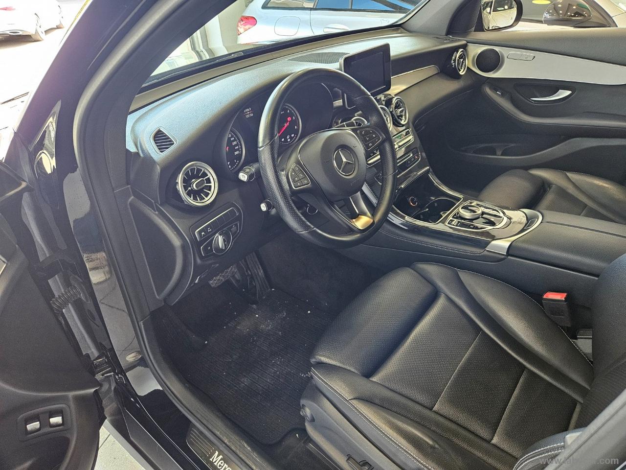 MERCEDES-BENZ GLC 220 d 4Matic Coupé Premium