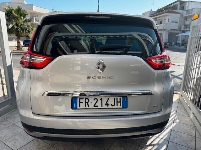 Renault Grand Scenic dCi 8V 110 CV EDC Energy Sport Edition2