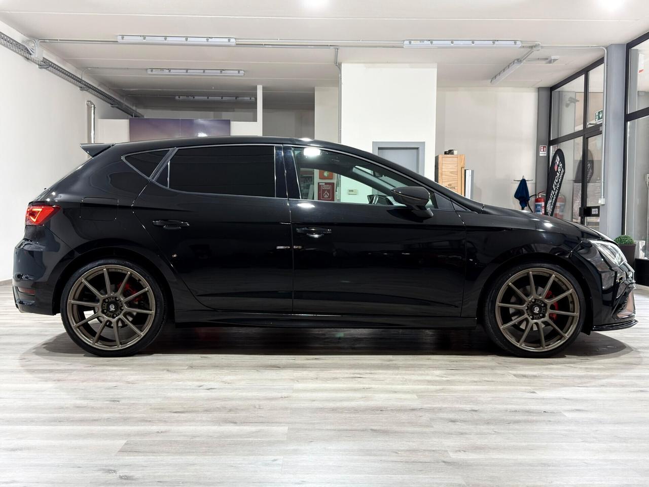 SEAT LEON FR 2.0TDI 150CV SPORT 2018 89.000KM