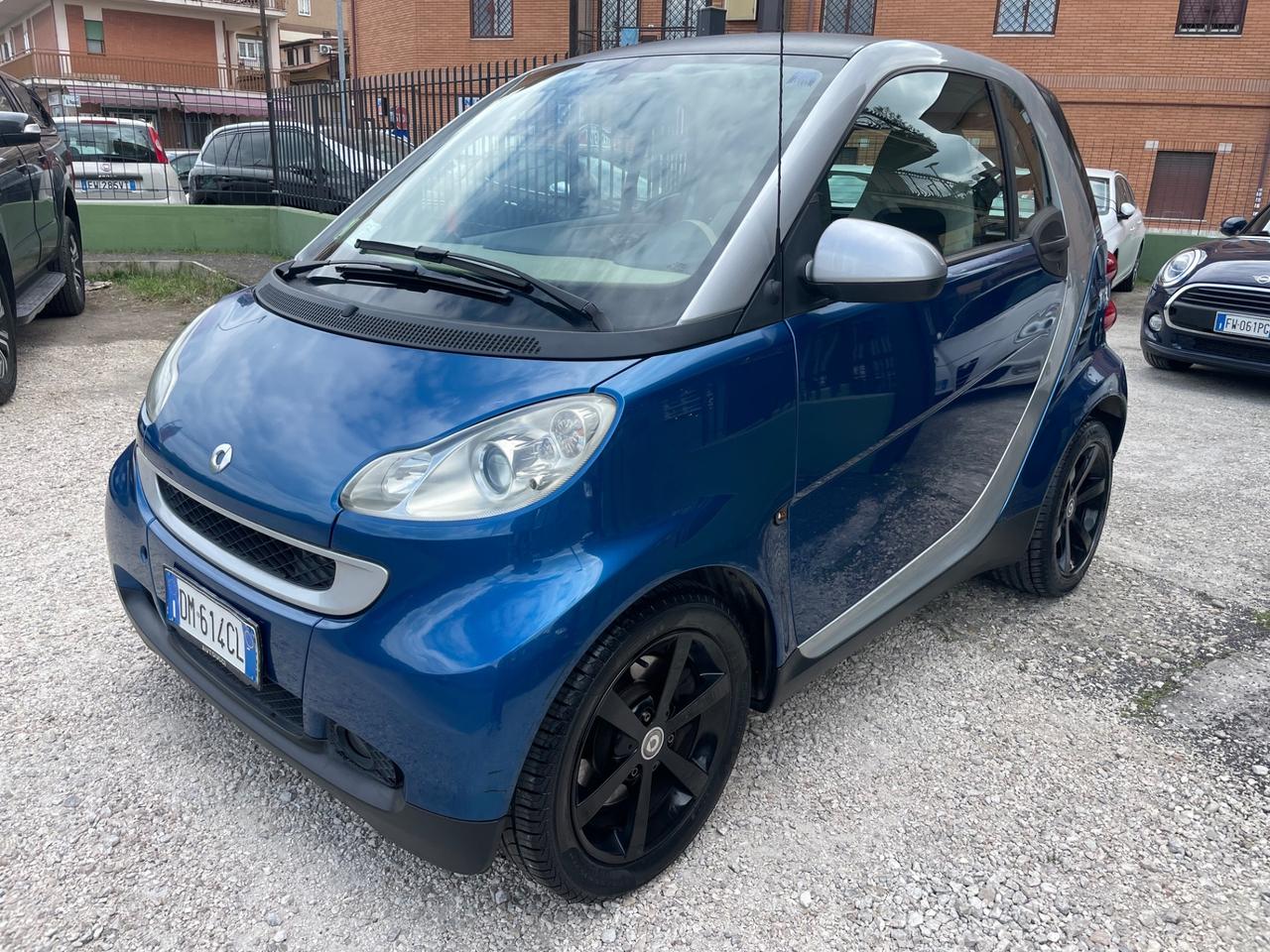 Smart ForTwo 1000 62 kW coupé passion