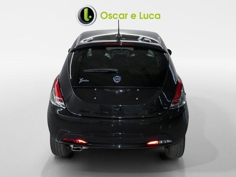 Lancia Ypsilon 1.0 hybrid platino 70cv PROMO