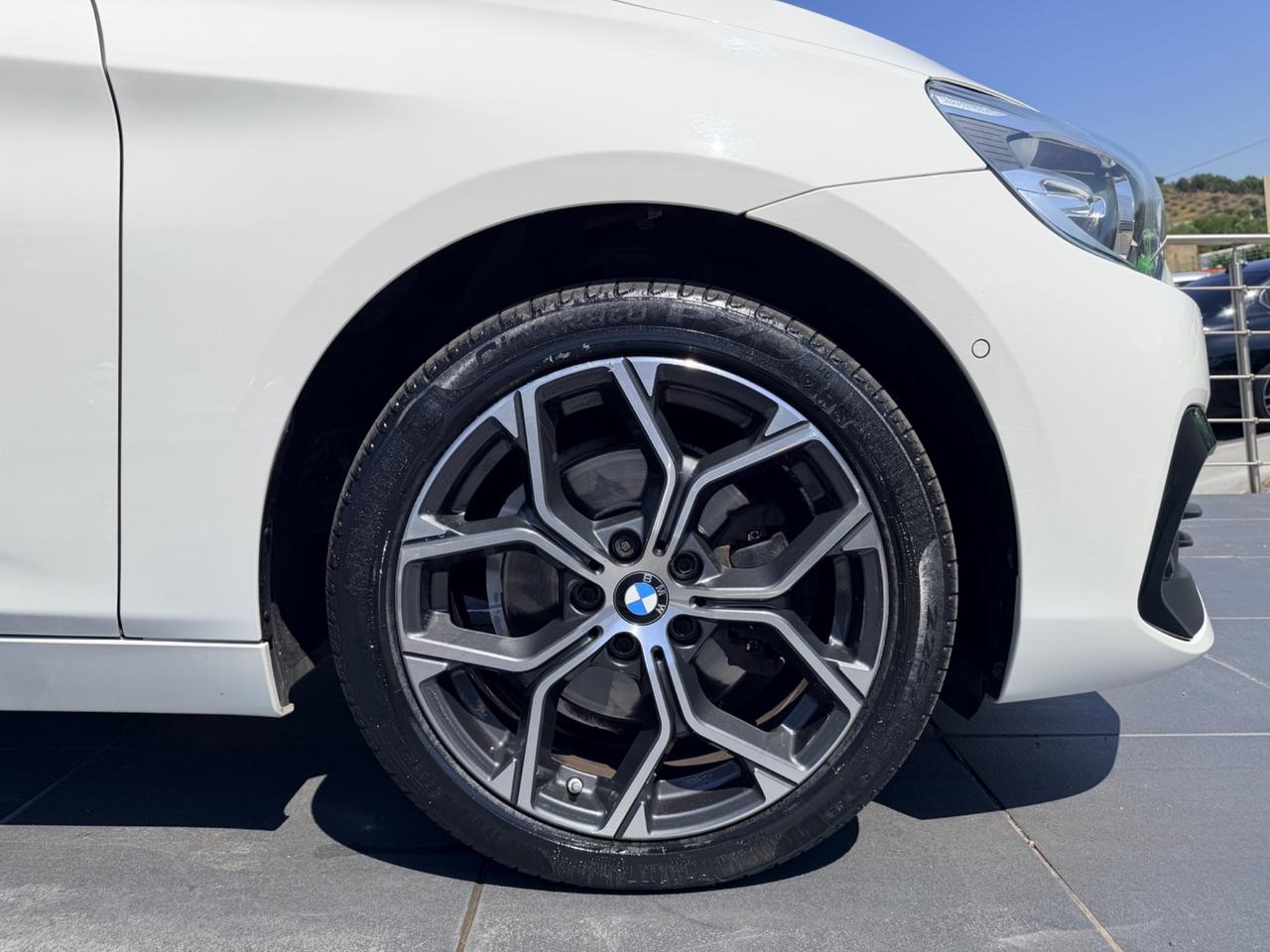 Bmw 2er Active Tourer 220d Luxury aut.