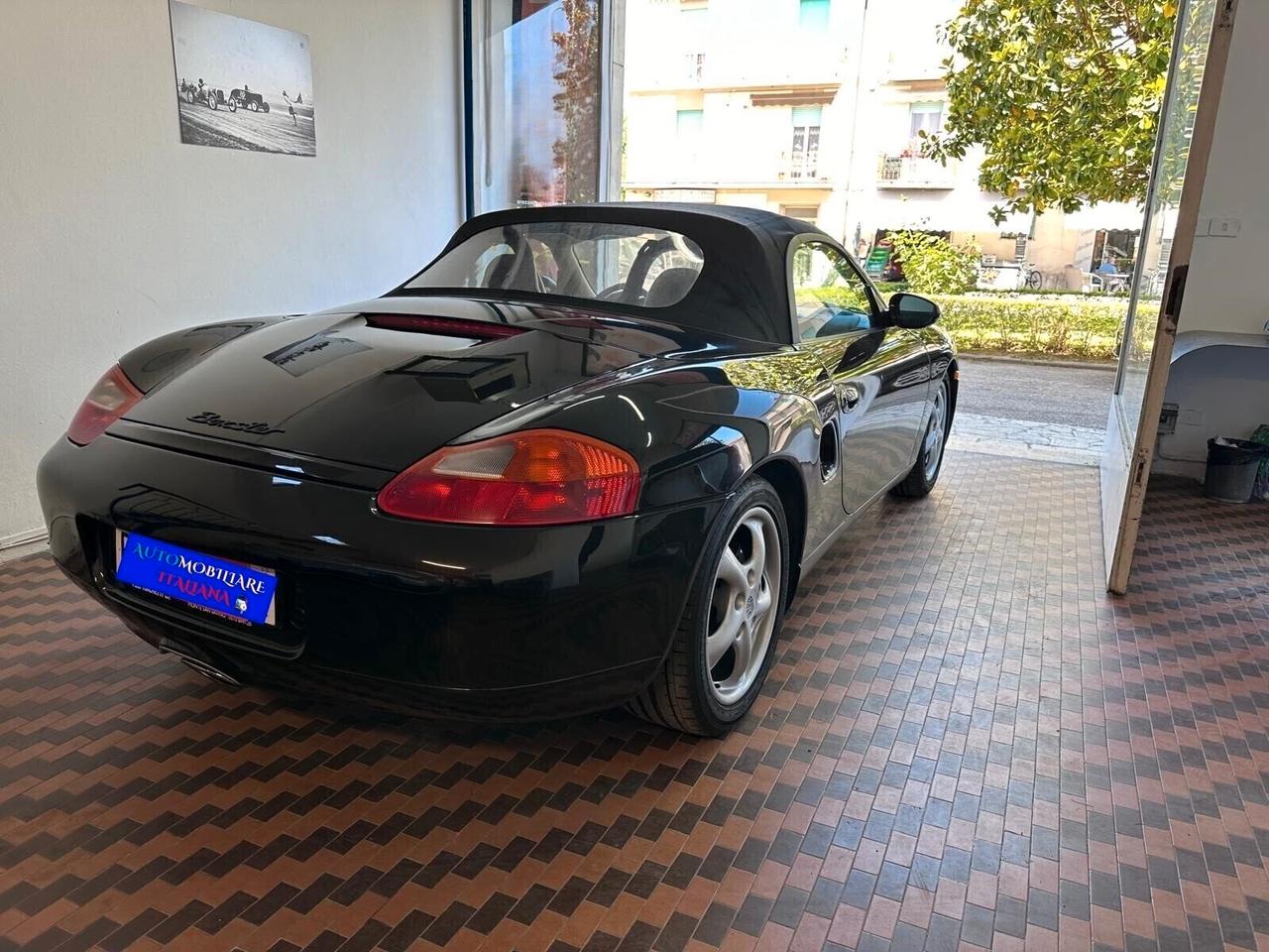 Porsche Boxster 2.5i 24V cat