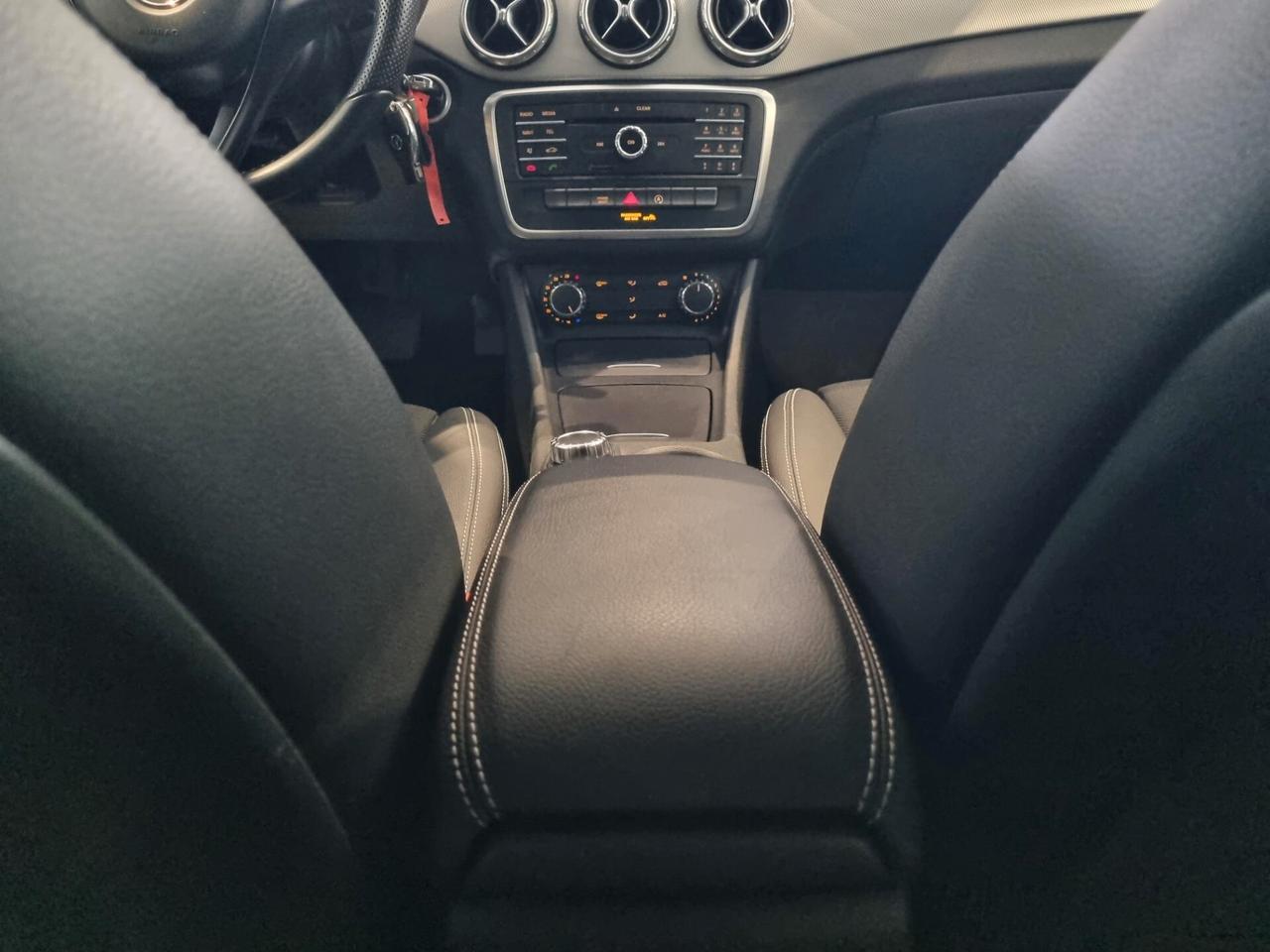 Mercedes-benz GLA 200 d Automatic Sport