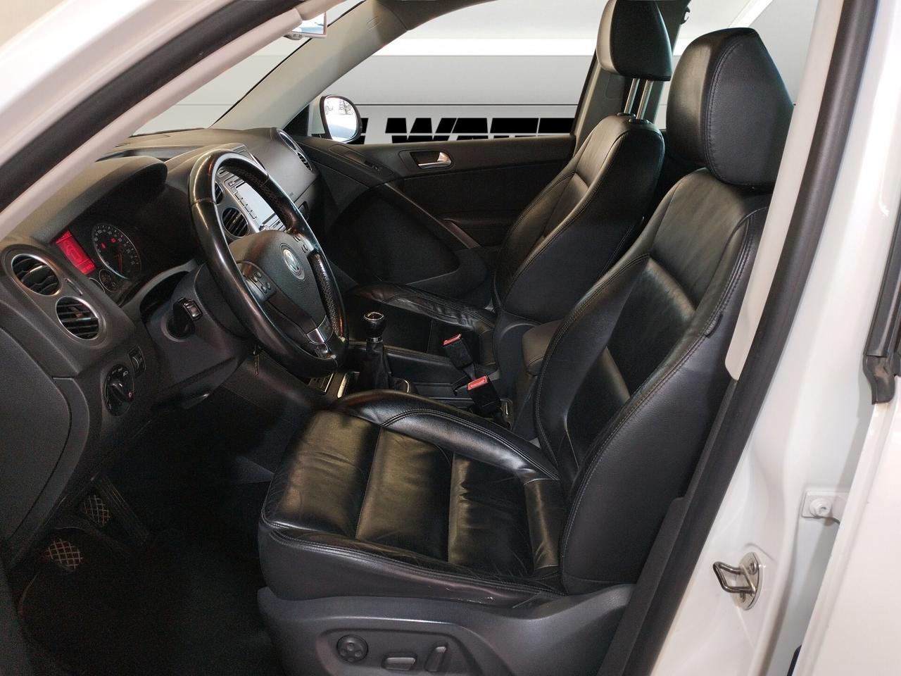 Volkswagen Tiguan 2.0 tdi Sport