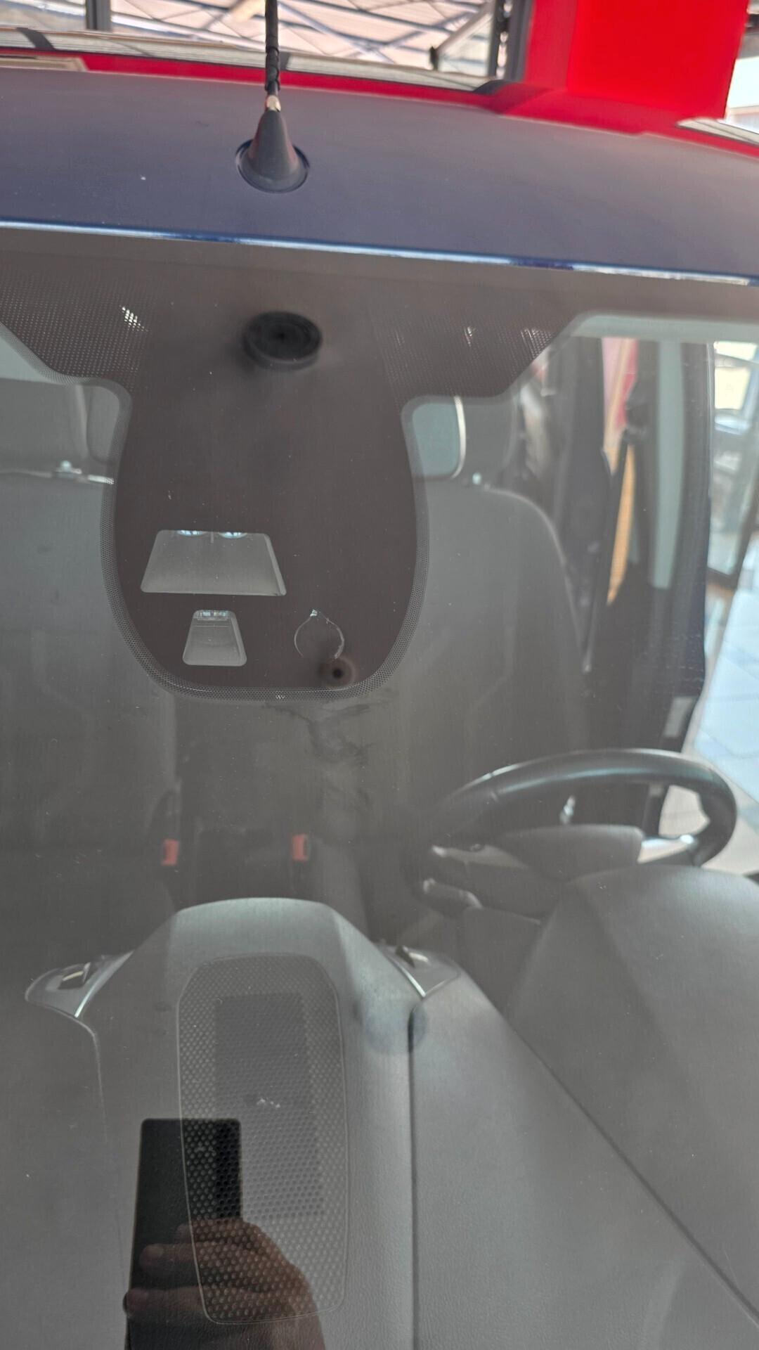 Ford Tourneo Connect Connect7 1.6 TDCi 115 CV Titanium prolungato