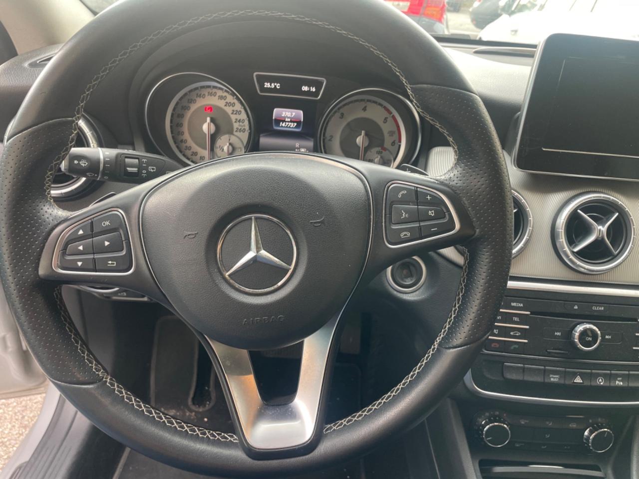 Mercedes-benz CLA 200 CLA 200 d S.W. Automatic Executive