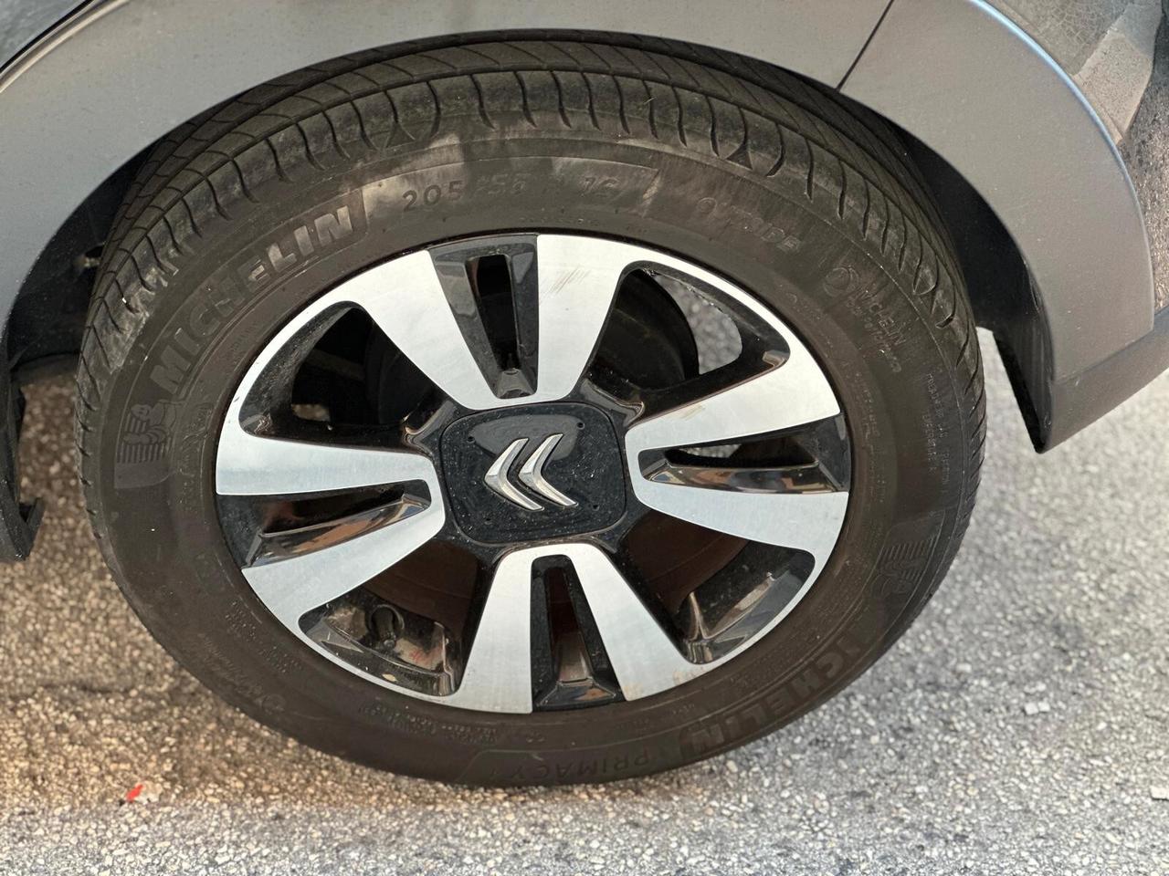 Citroen C3 PureTech 83CV Shine