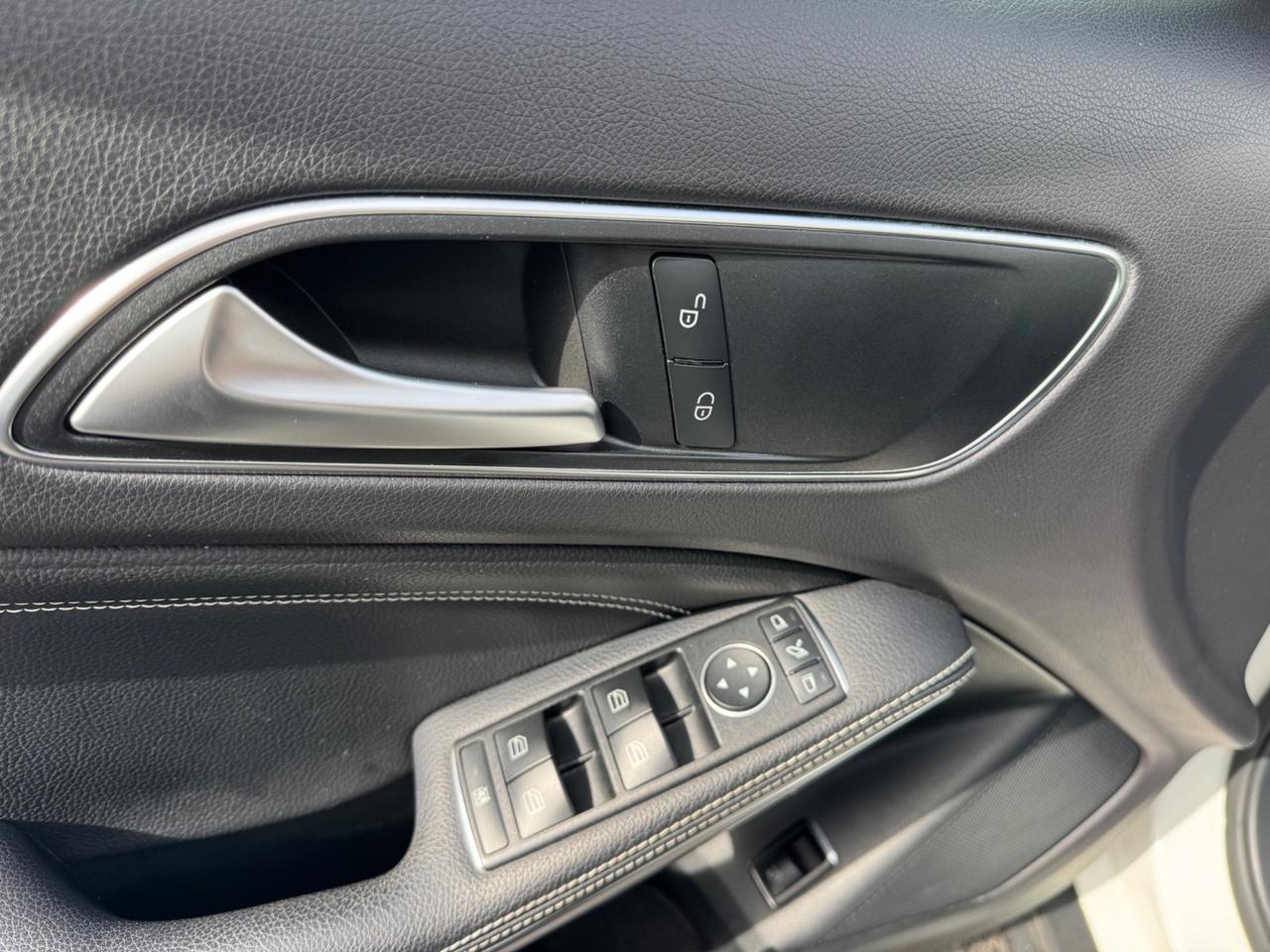 Mercedes-benz GLA 200 d Automatic Sport