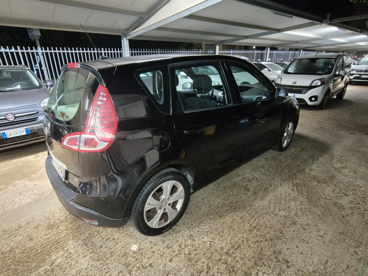 Renault Scenic Scénic X-Mod 1.5 dCi 110CV Attractive